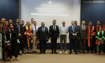 uku-akademik-yukseltme-odul-toreni